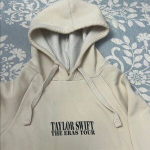 Taylor Swift White Sweatshirt with Black Graphic